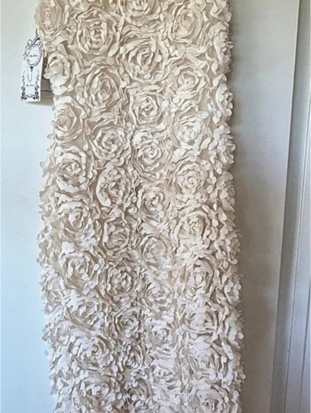 Rosette Floral Maxi Dress Floral in Cream Size L NWT